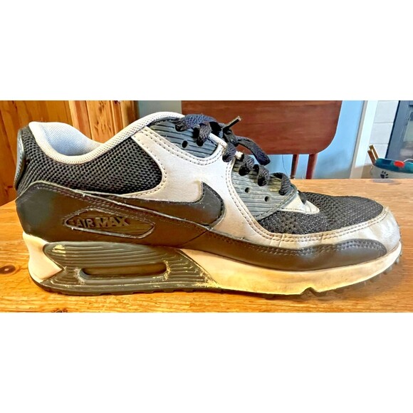 Nike Air Max 90 Black Wolf Grey 537384-053 Men\'s Size 10 main image 4